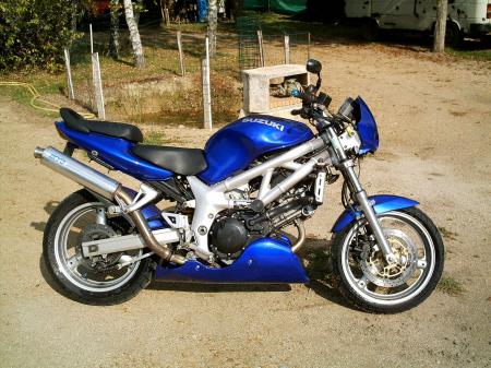 650 SV  2001